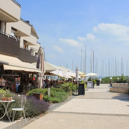 Silver Apartman - Hostaid